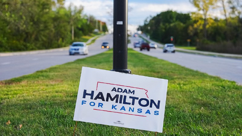 The midterms’ fundraising figures tell a surprising story