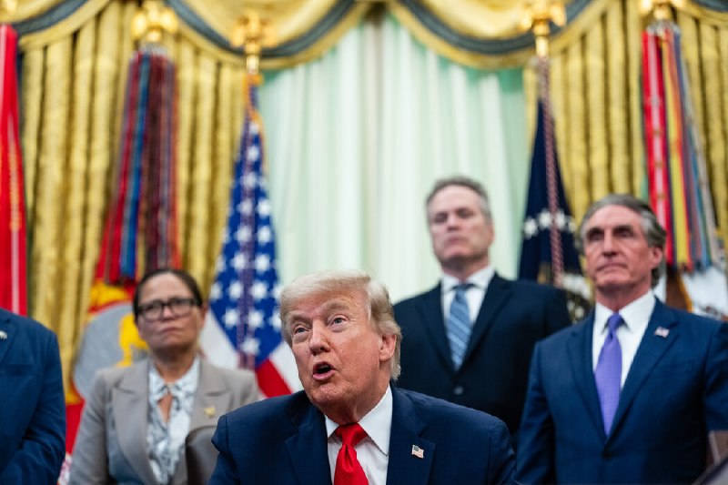 特朗普结束了他发起的战争，但并未实现目标