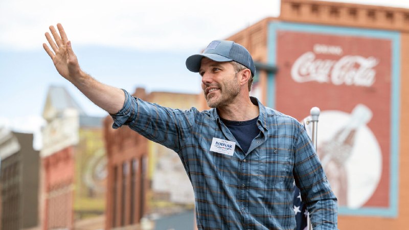 Americans are sick of Republicans and Democrats. Can Independents win?