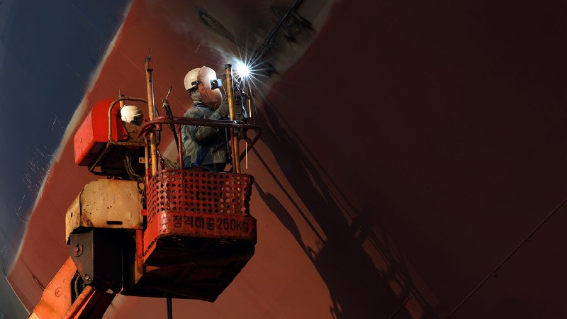 Worries about migrants imperil South Korea’s shipbuilding boom