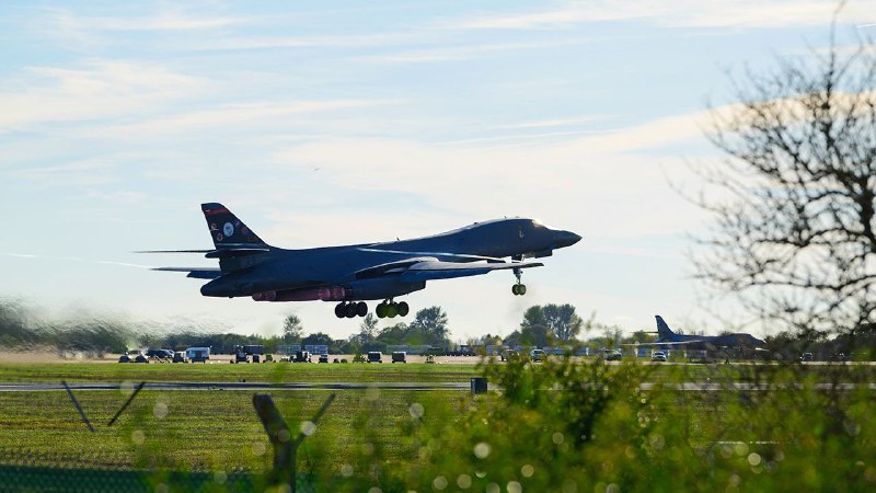 American bombers have abandoned a British base