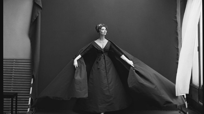 Richard Avedon’s Defining Early Fashion Shoots