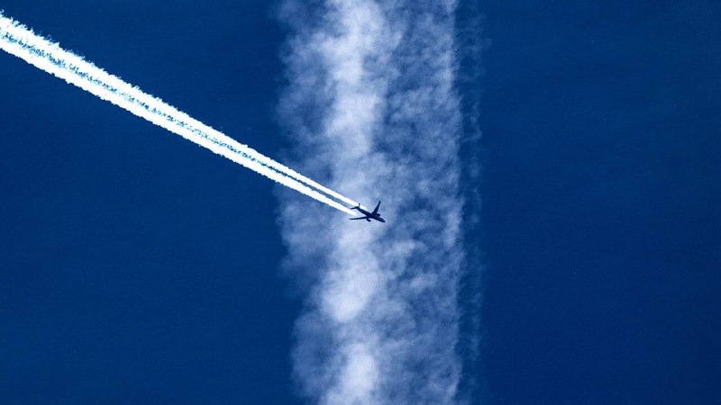 Contrail-free flying could help the climate