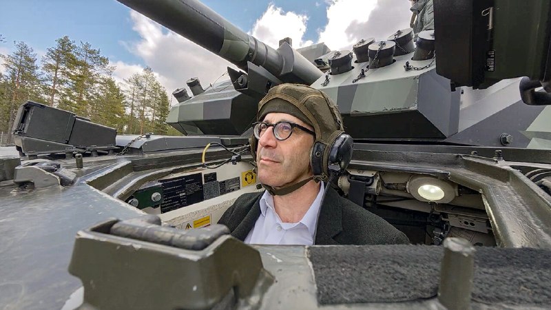 The War Room newsletter: Inside a 38-tonne armoured beast