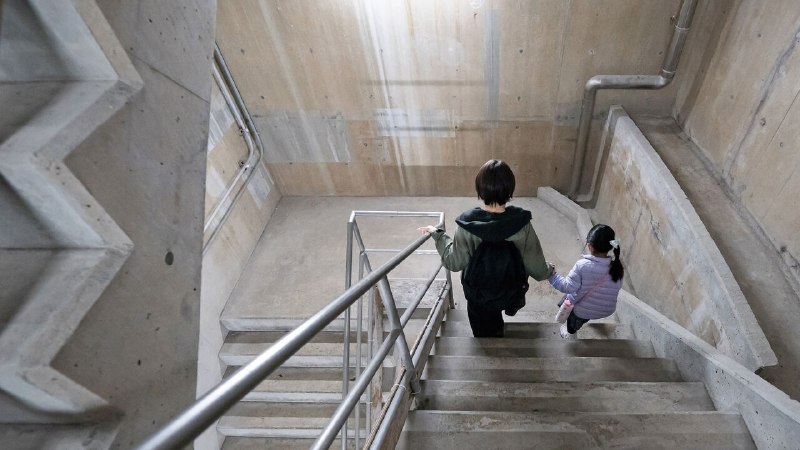 Why relative poverty is stubbornly high for Japanese children