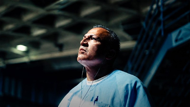 An Unlikely Taylor Swift Fan Gets Out of Prison, in “Daylight”
