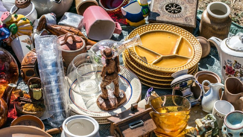 The Least-Wanted Items at My Parents’ Estate Sale