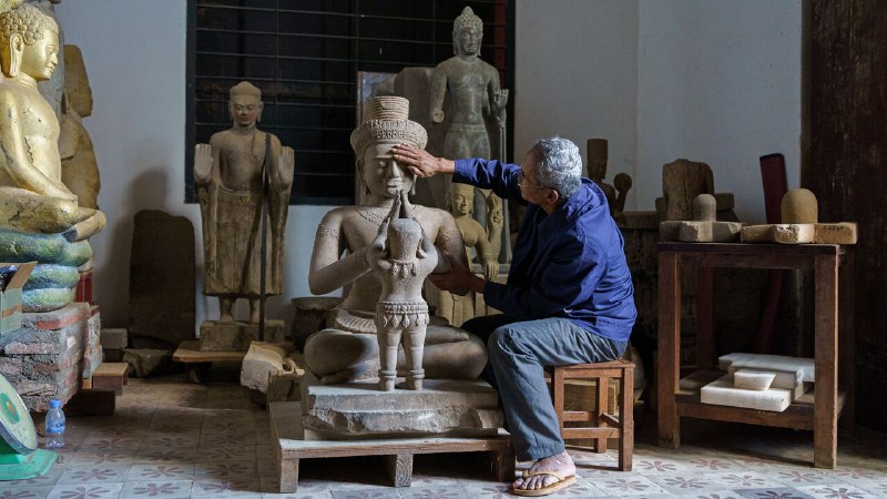 The people behind the largest art heist in history
