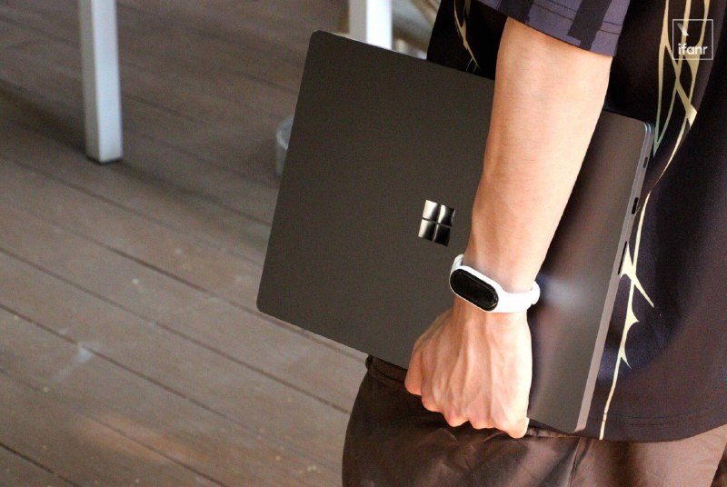 Surface Laptop Ultra 首发体验：是最强 Windows 笔记本，也是 AI 时代的全能本