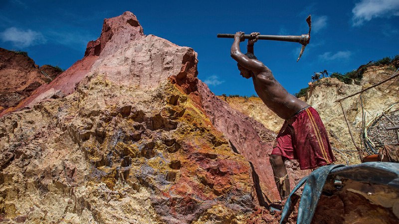 America is using force to drive gangsters from Venezuela’s gold